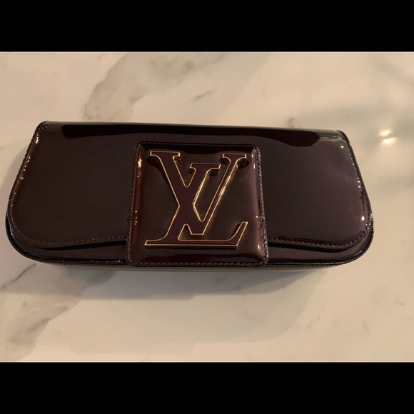 Louis Vuitton Sobe Burgundy Clutch - Picture 2 of 10